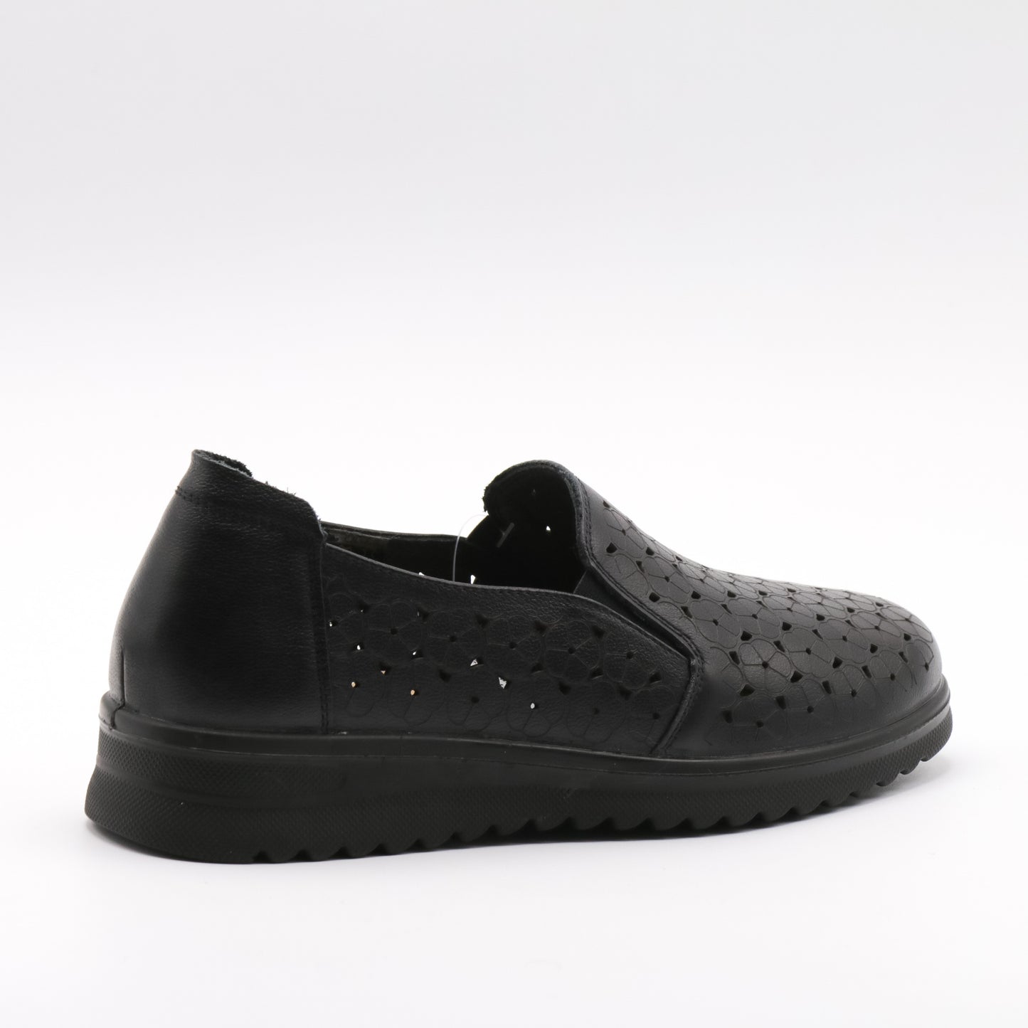 Pantofi casual damă din piele naturală perforată 071011