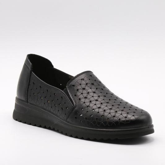 Pantofi casual damă din piele naturală perforată 071011