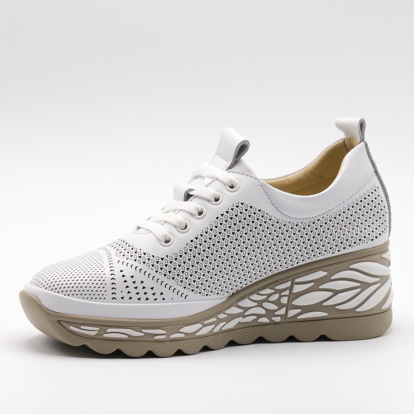 Pantofi casual damă din piele naturală perforată 5601