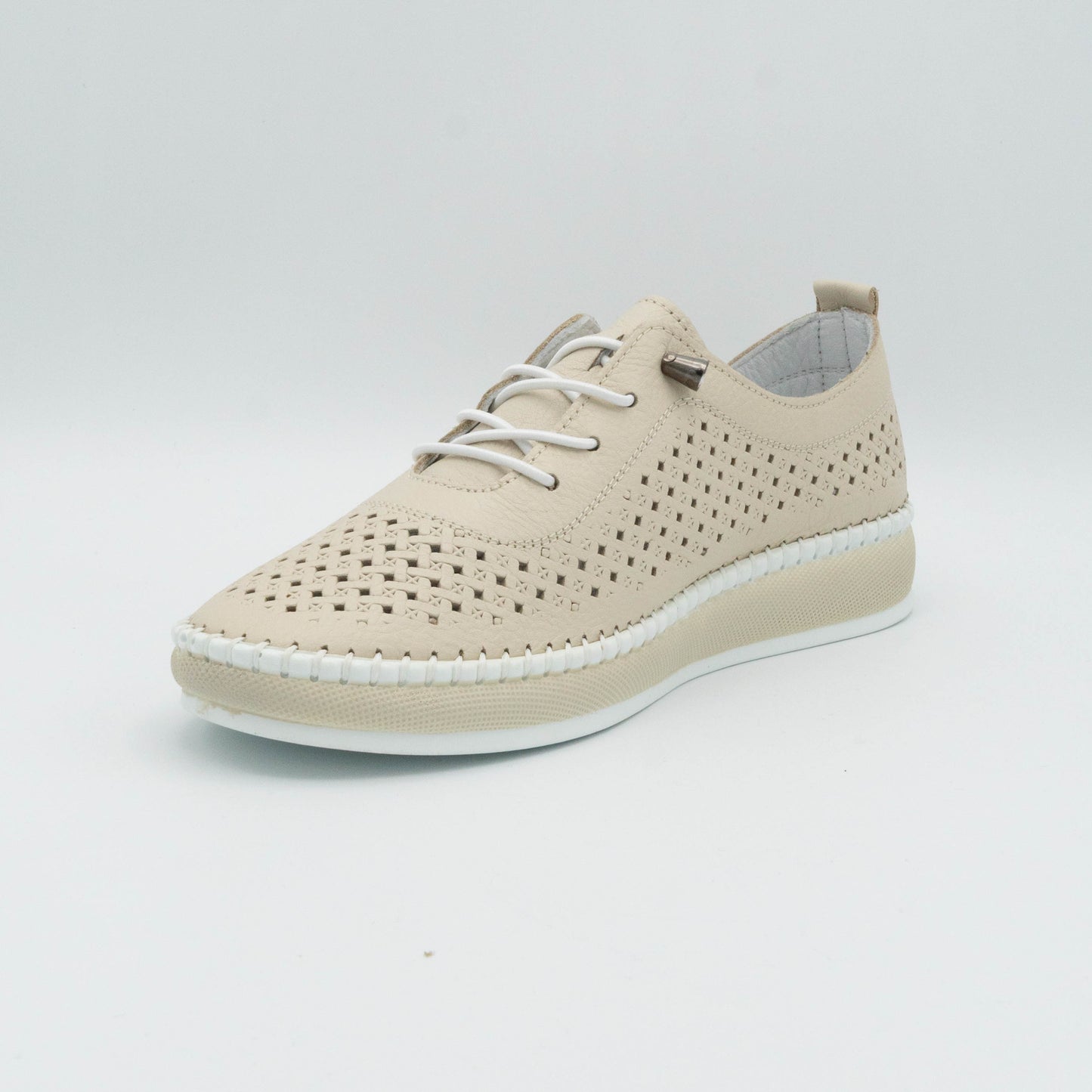 PANTOFI 102