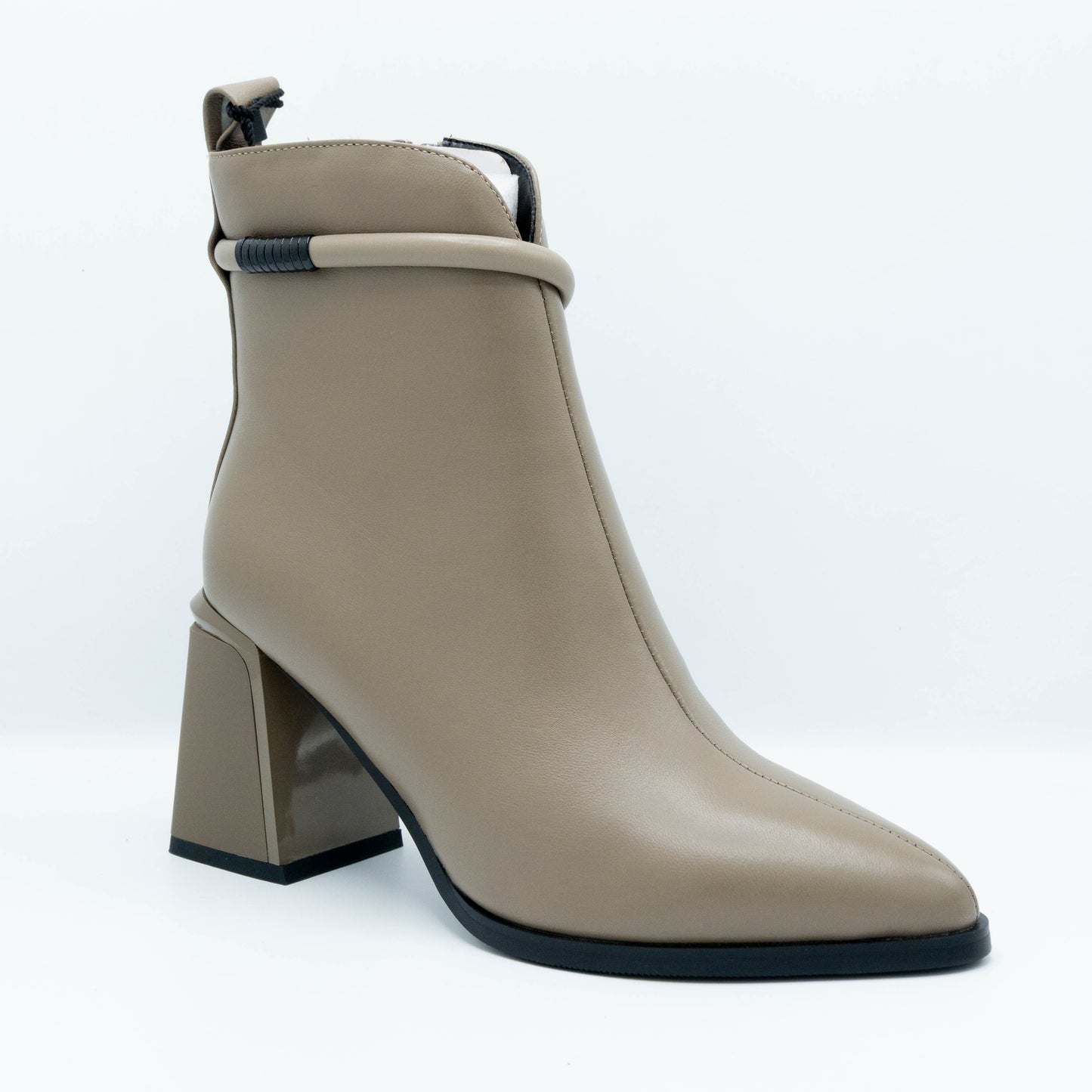 BOTINE NINA