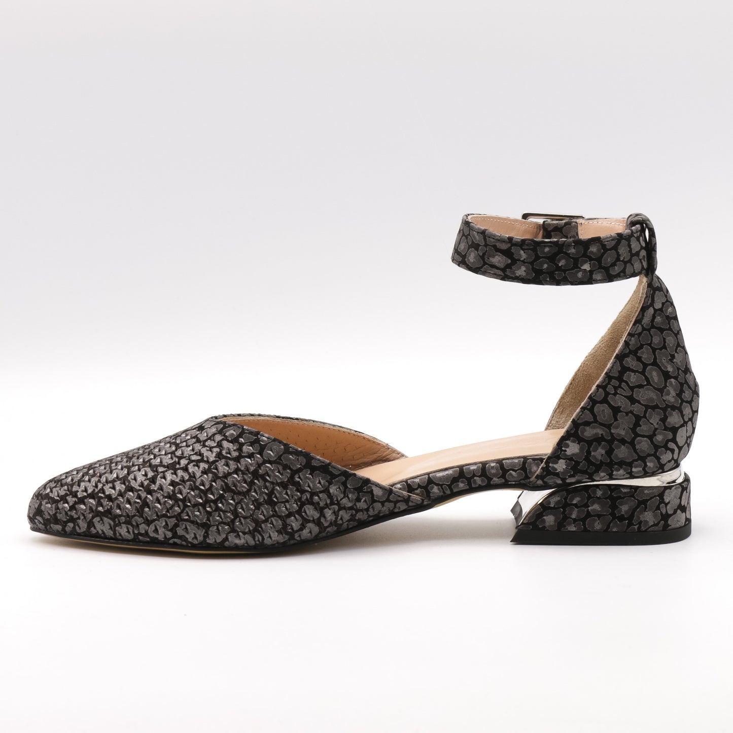 Pantofi cu toc din piele naturala 374