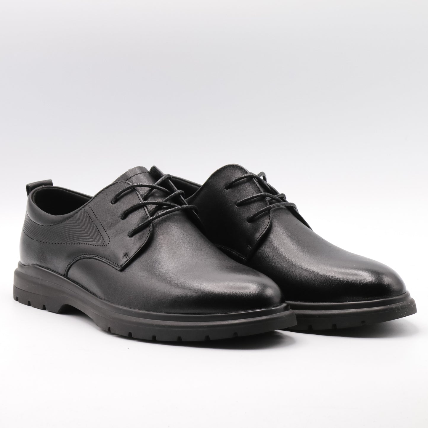 Pantofi eleganți din piele naturală WM826