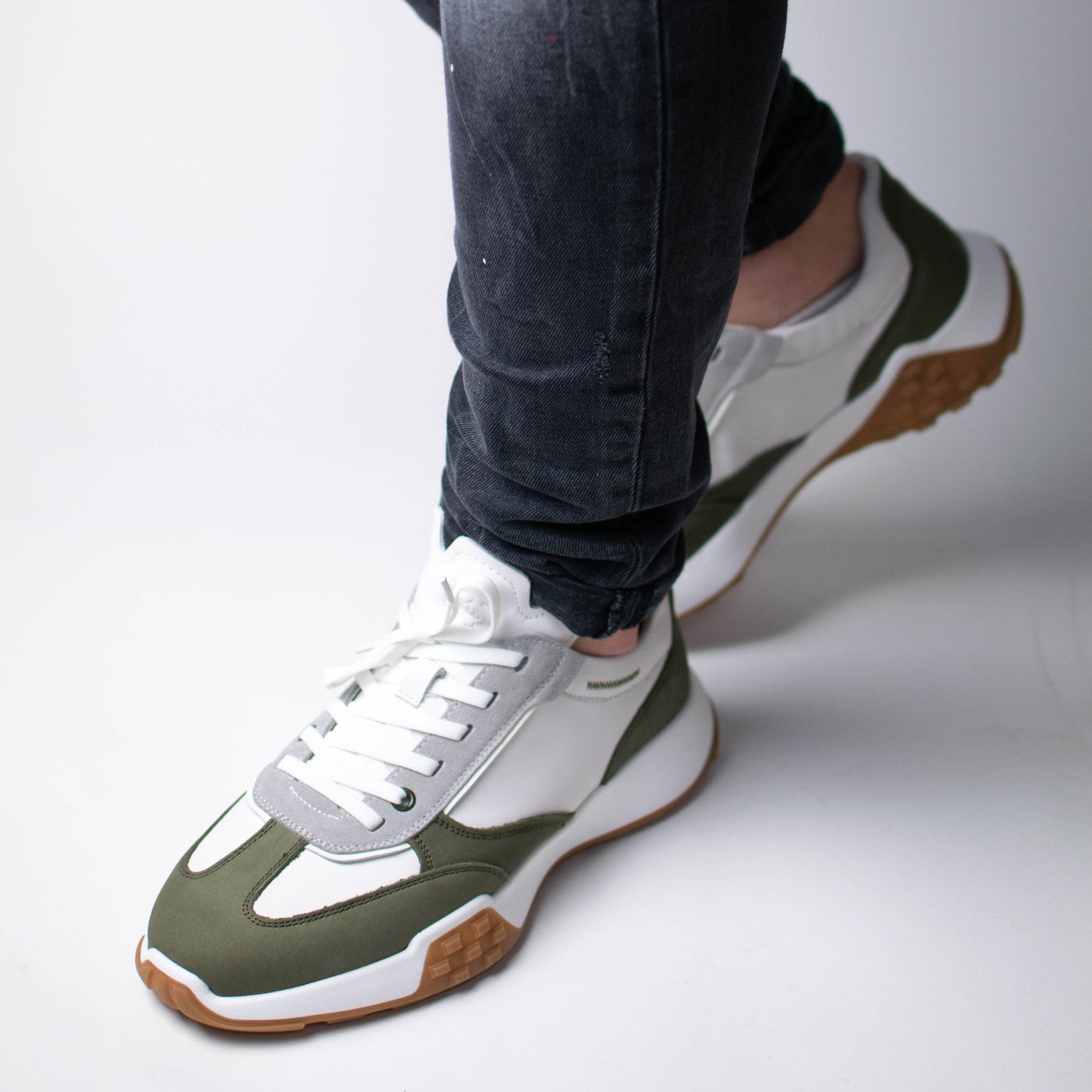 Sneakers bărbați din piele naturală 8606