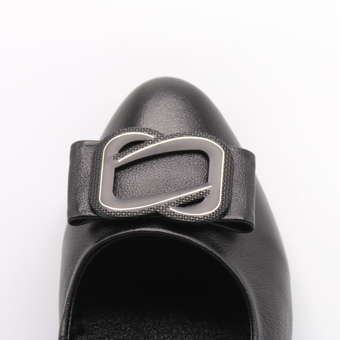 Pantofi din piele naturala cu toc 6885