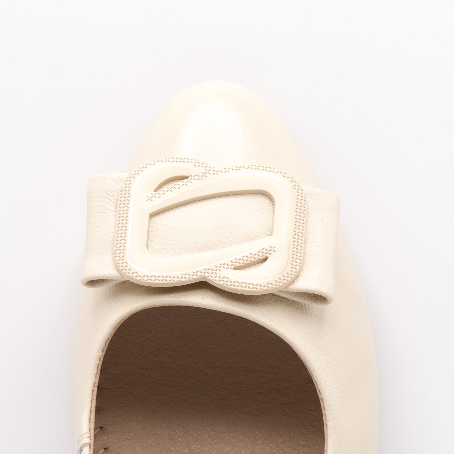 Pantofi din piele naturala cu toc 6885