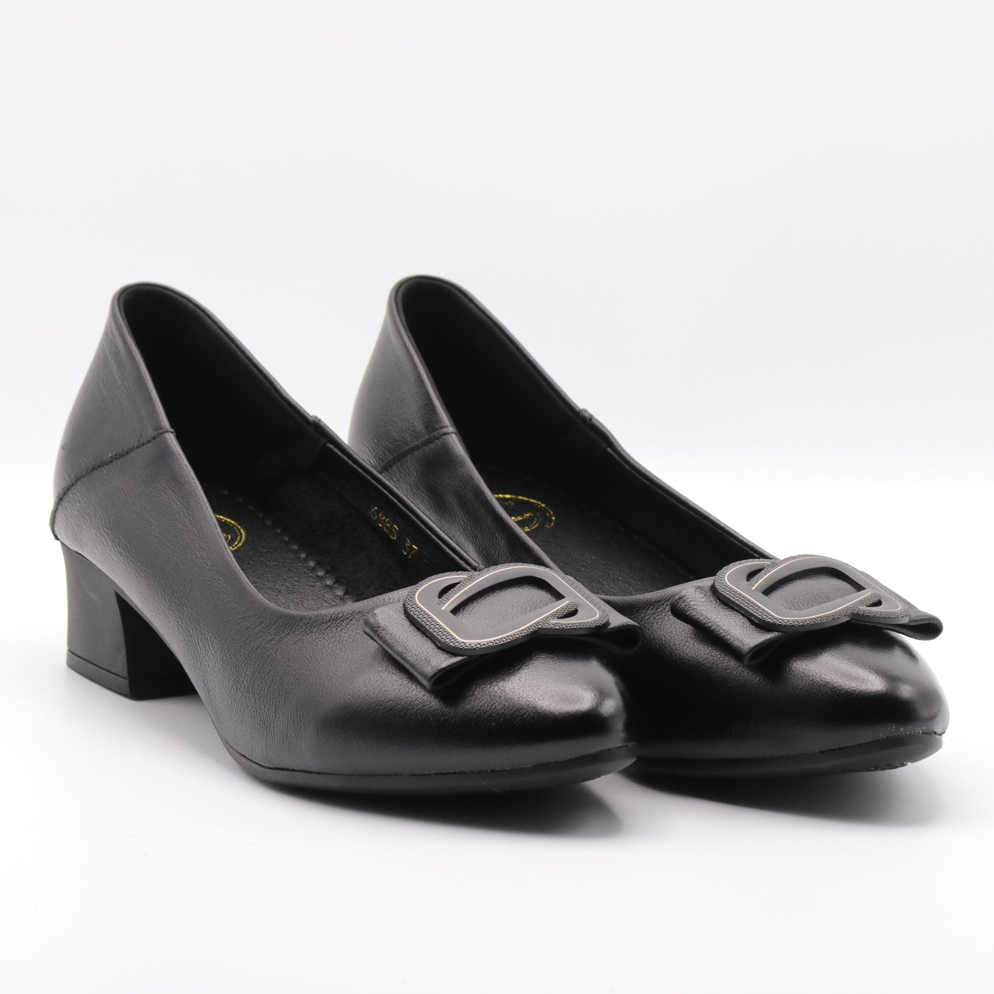 Pantofi din piele naturala cu toc 6885
